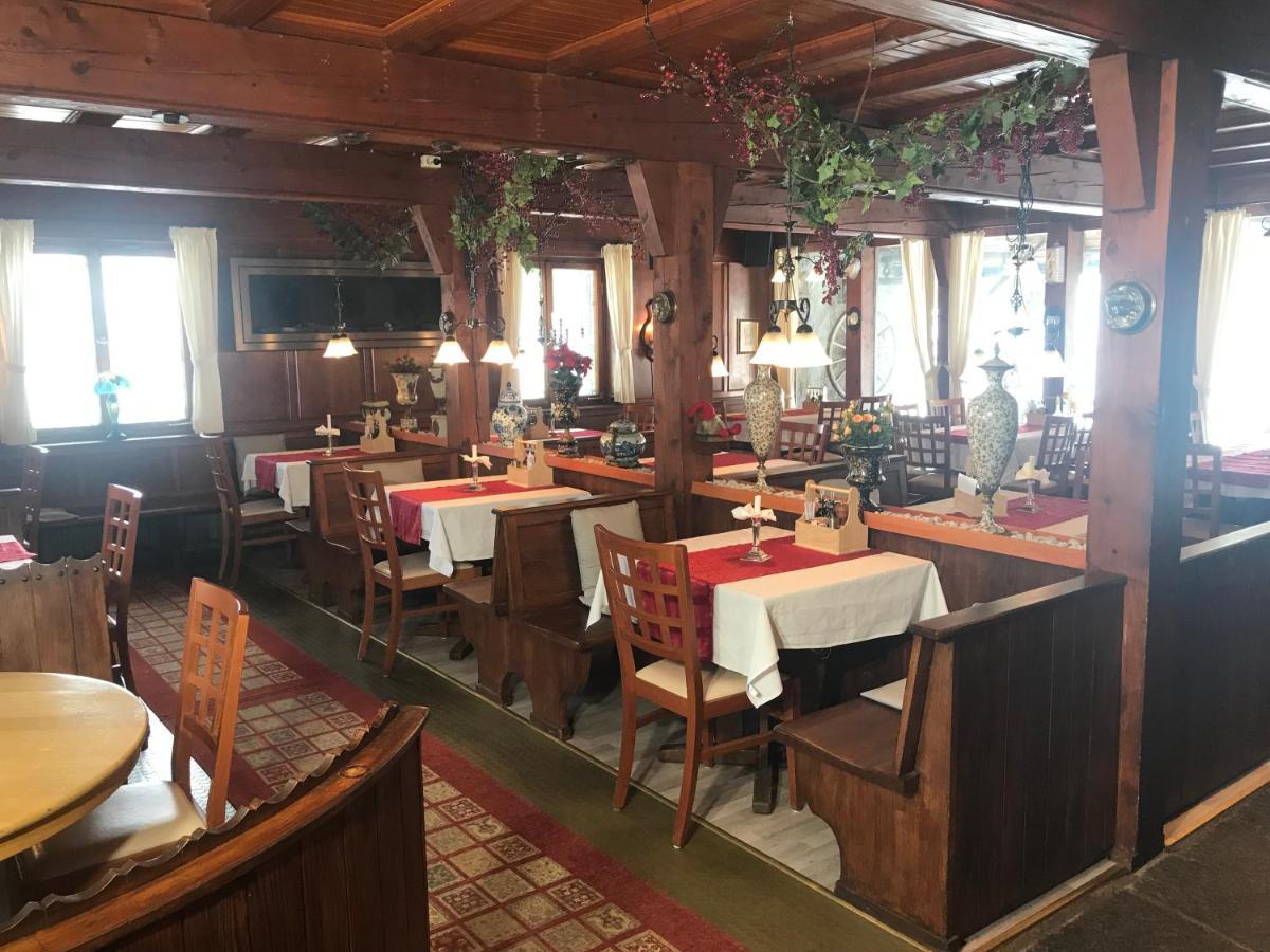 Waldhotel Auerhahn "Hochkopfhaus" Тодтнау Екстер'єр фото