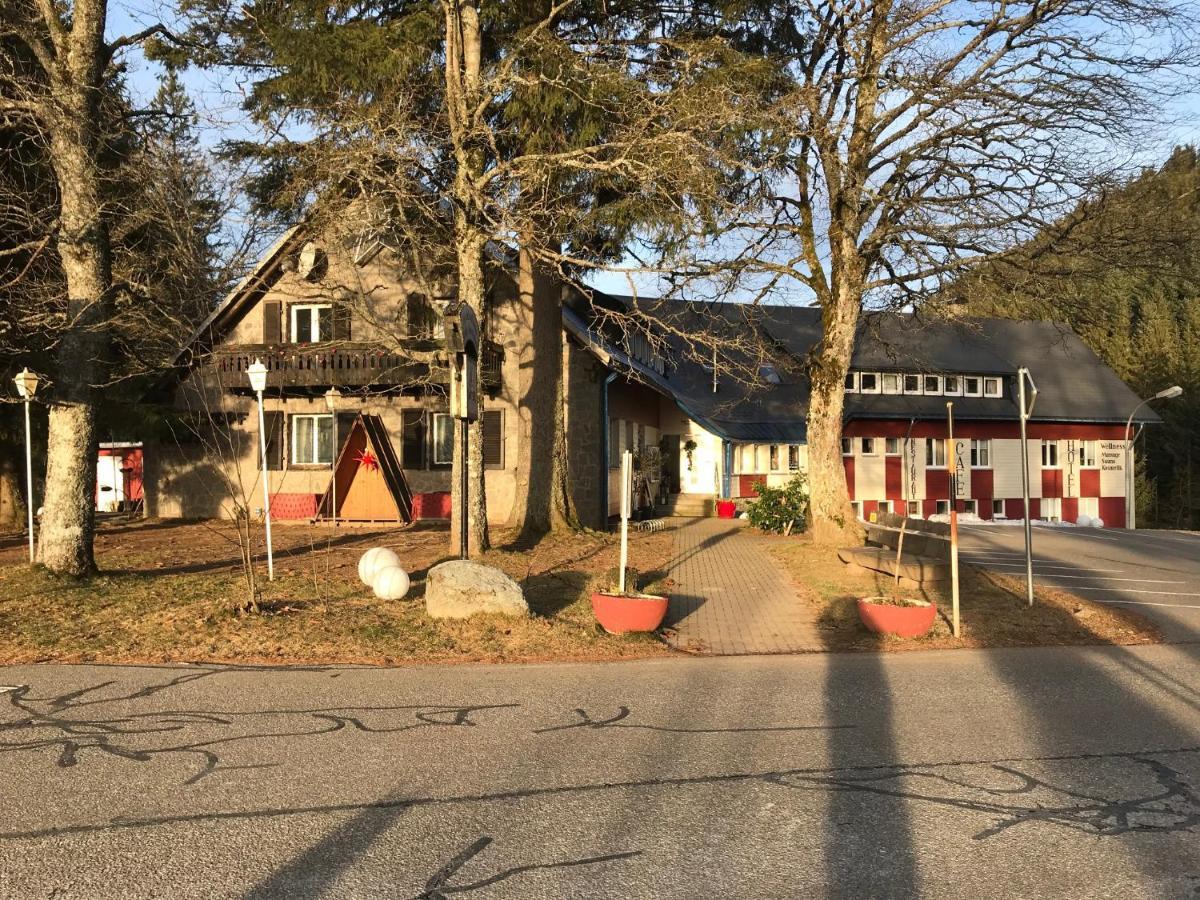 Waldhotel Auerhahn "Hochkopfhaus" Тодтнау Екстер'єр фото